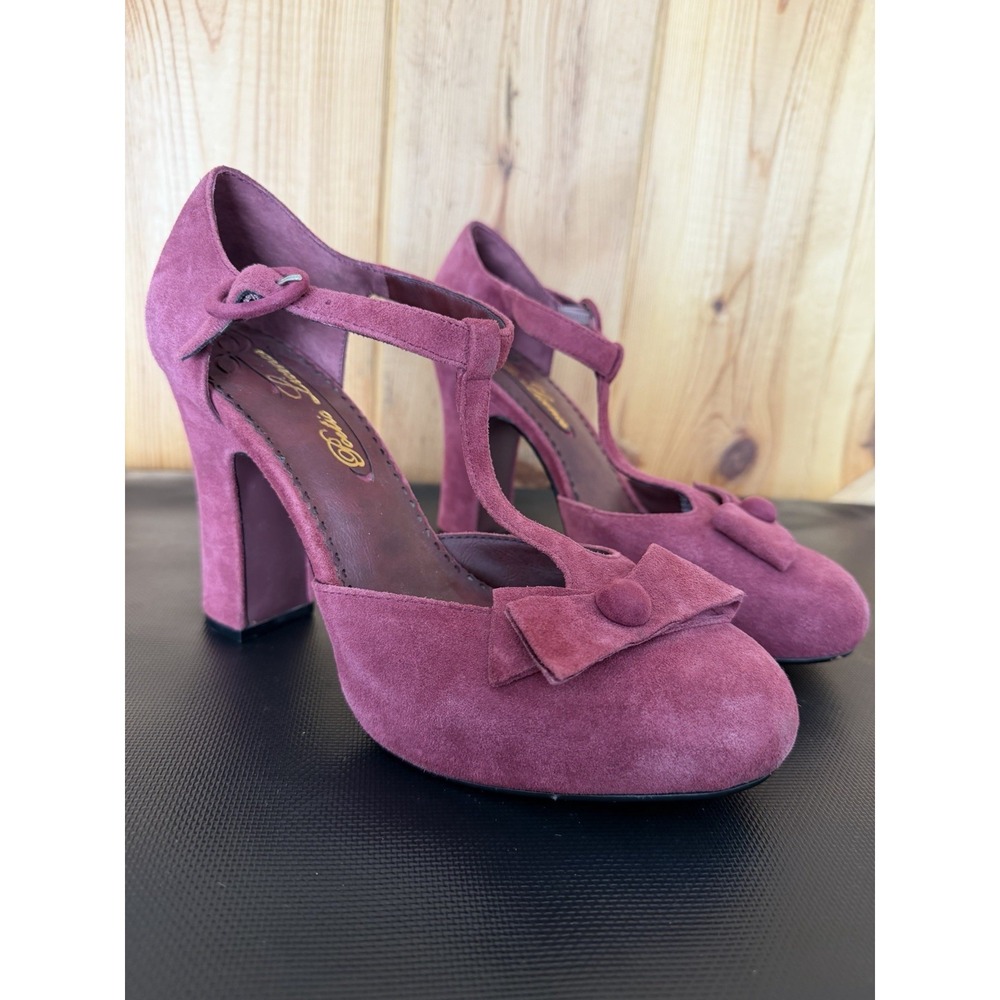 Poetic License Elevated Fairytale Shoes Heels Size 9 Cherry Pink Suede T-strap